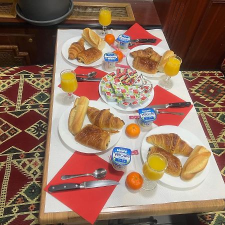 Hotel Le Bon Moine Reims Dış mekan fotoğraf